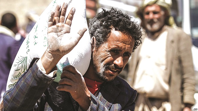 نازحو تعز والحديدة: لم نستلم أي مواد غذائية منذ 4 سنوات نازحو تعز والحديدة: لم نستلم أي مواد غذائية منذ 4 سنوات
